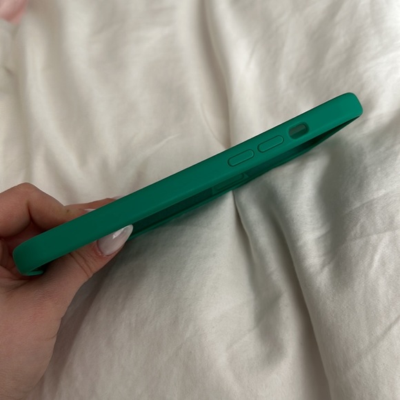 OTOFLY EMERALD GREEN IPHONE 12 PRO MAX CASE - Picture 6 of 8